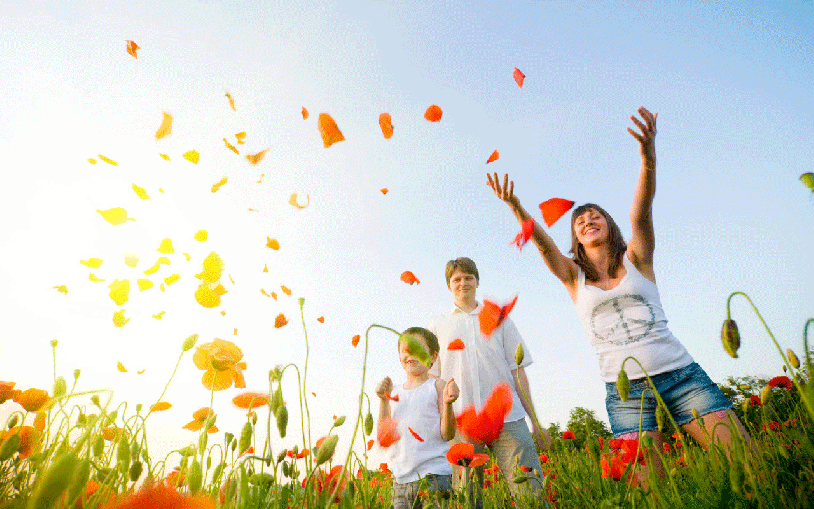 happy-people-in-the-poppy-field-1280x800-wide-wallpapers-net